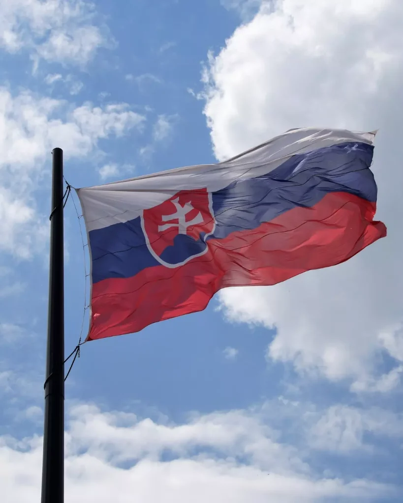Прапор Словаччини для сторінки про компанію в Словаччині